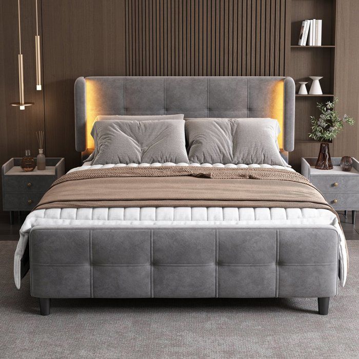 Lit capitonné velours gris 140x200 cm avec LED 16 couleurs tête réglable et sommier à lattes