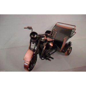 VOITURE - CAMION Miniature Moto Calèche 3 Roues en Matériaux Récupérés - Couleur Bronze