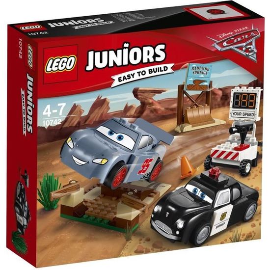 LEGO® Juniors Cars 3 10742 La Piste d'Entraînement de la "Butte à Willy"