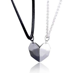 2 Pendentifs Cœur Trèfle + 2 Chaînes – Acier Plaqué Or – Unisexe – Neuf