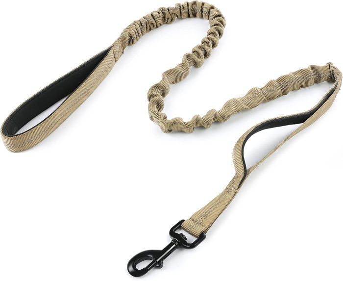 Meilleurs prix pour rabbitgoo Laisse Chien Laisse pour Chien Élastique Militaire Laisse Corde Laisse Réfléchissante avec 2 Poignées de Contrôle Marron