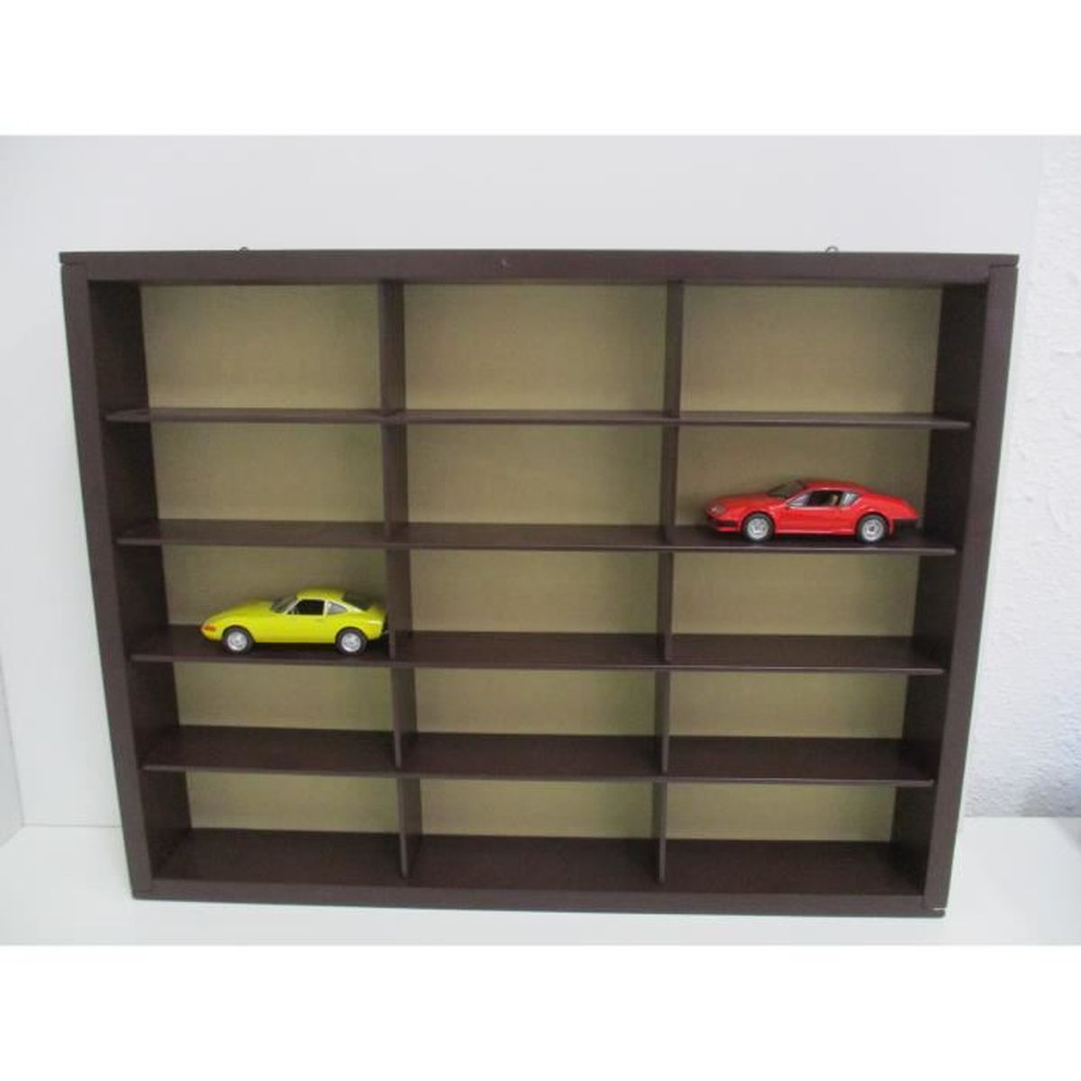 voiture miniature a monter