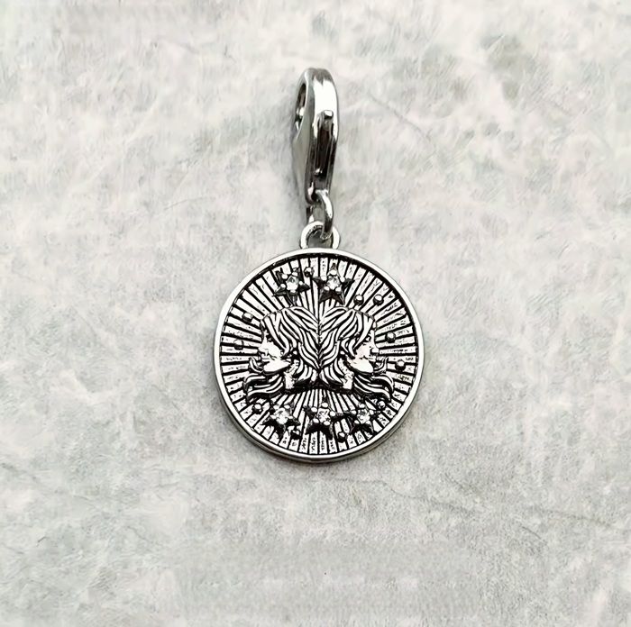 Lot - Jean DESPRéS Années 1950 Pendentif signe du Bélier en métal
