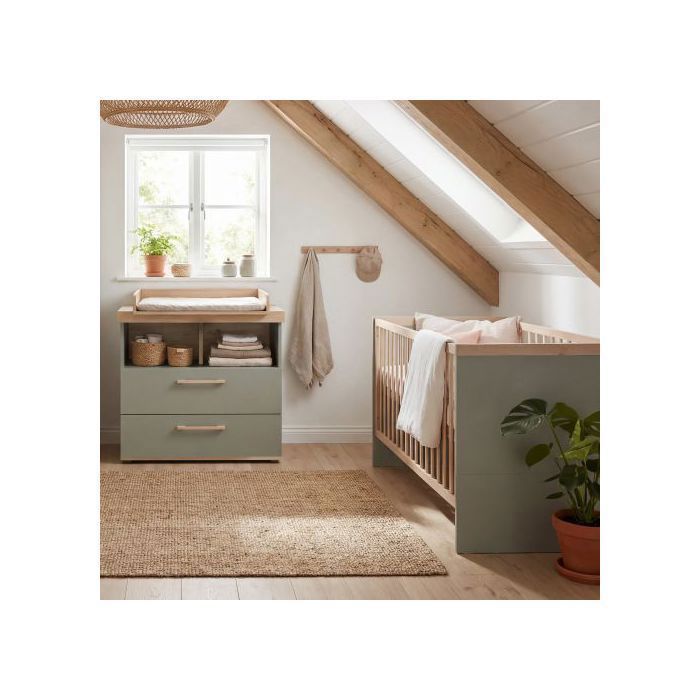 Ensemble Chambre Bébé Jimmy - ROBA - Set Duo - Chambre Évolutive au Design Scandinave - Sauge / Chêne Ensemble Chambre Bébé Jimmy - ROBA - Set Duo - Chambre Évolutive au Design Scandinave - Sauge / Chêne