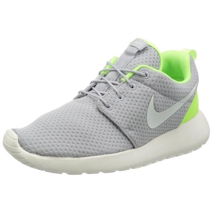 roshe run grise et verte