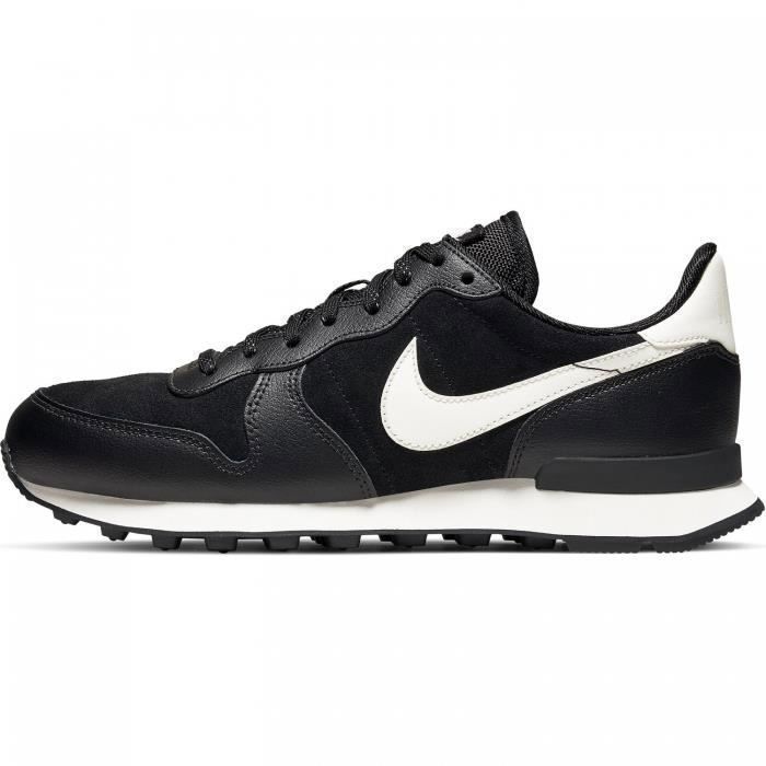 Nike - Baskets WMNS Internationalist SE - 872922 Nike - Baskets WMNS Internationalist SE - 872922
