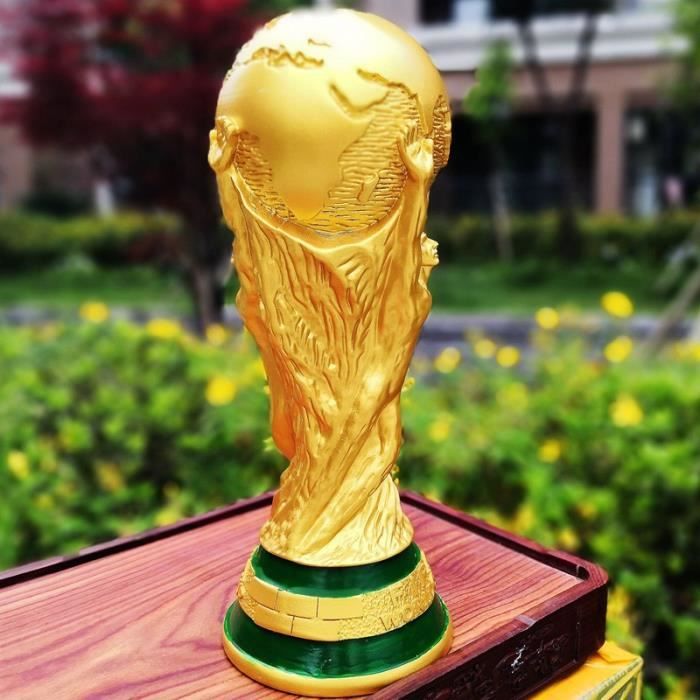 World Cup 2018 Award Cup Souvenir Réplique du trophée de la Coupe du Monde sur socle 27CM World Cup 2018 Award Cup Souvenir Réplique du trophée de la Coupe du Monde sur socle 27CM