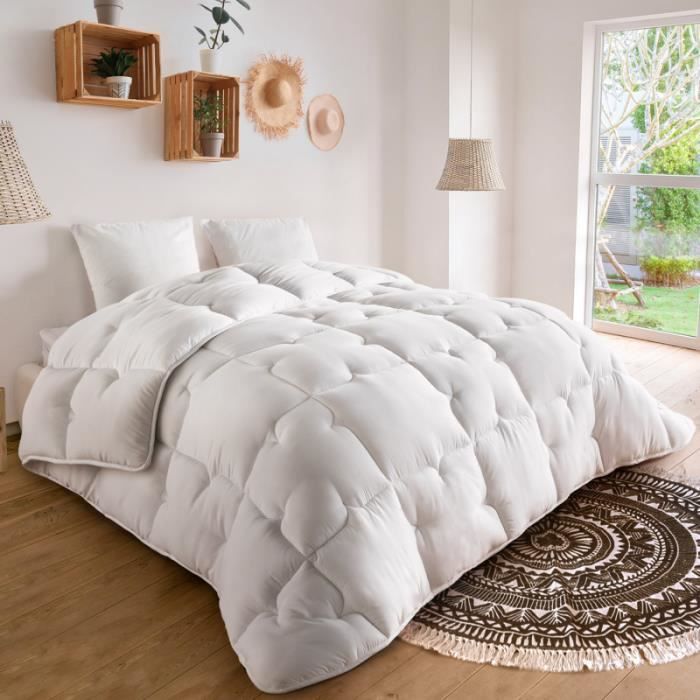 Couette hiver 220x240 400 g/m² , blanche Stopflam 100% polyester