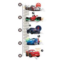 ROOMMATES 22 Stickers repositionnables de voitures de Disney - CARS 2 décoration murale pour chambre enfant