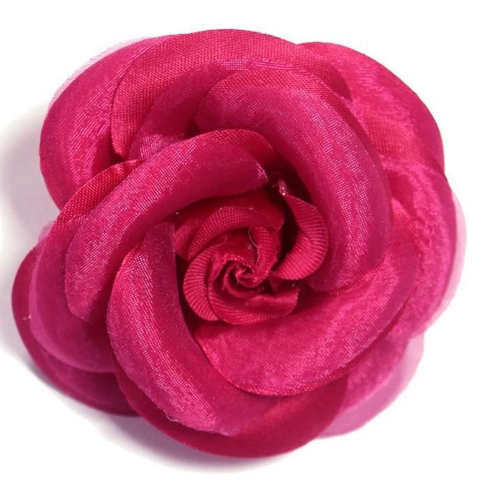 Broche fleur camélia fuchsia.