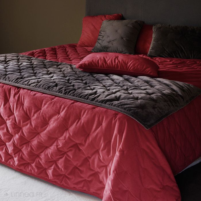 Couvre-lit 240x260 GIPSY velours piquage points brodés rose Pourpre