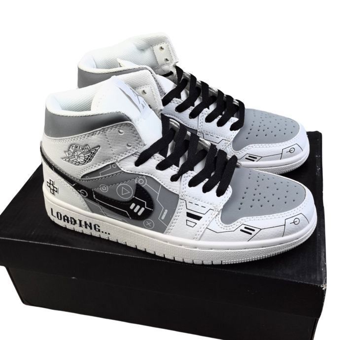 Baskets De Sport Homme Blanches – Taille 45, édition Limitée 2022, Tissu – Neuf Avec Boîte