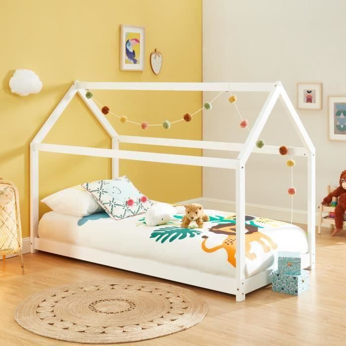 Lit cabane enfant - BAÏTA - Gamme TINY - Pin massif blanc - 90 x 190 sommier inclus Lit cabane enfant - BAÏTA - Gamme TINY - Pin massif blanc - 90 x 190 sommier inclus