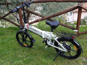 Vélo électrique Pliable Samebike 20LVXD30-II - 250W 48V 10.4Ah - Blanc - 25 Km/h - Jusqu'à 80 Km D'autonomie