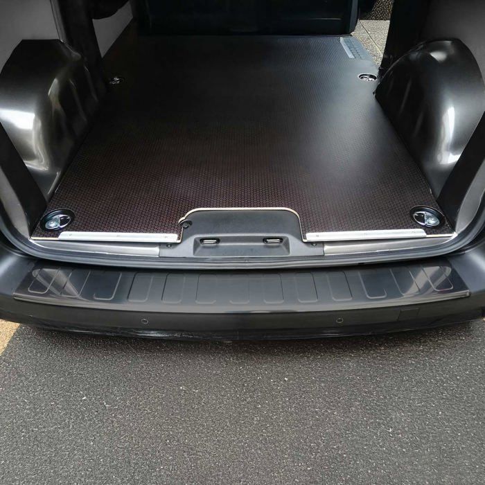 OMAC Protezione Paraurti Posteriore In Acciaio Inox Per Opel Vivaro 2019-2023 (L1-L2) - Cromo Scuro Nero, Antigraffio