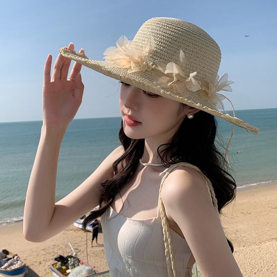 COSSIKA Chapeau de Soleil en Paille de Raphia pour Femmes, Seau de Protection Solaire Creux à Grand Bord et Frange