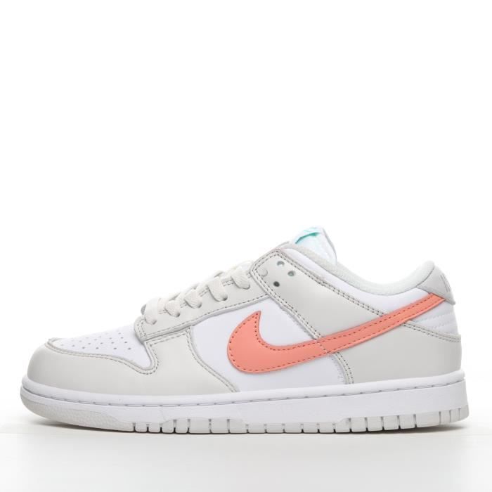 dunk mismatch swoosh