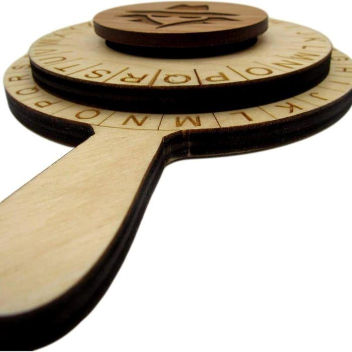 Amagogo Disque Cryptographique en Bois pour Jeux de Société, Roue à Code Gravée Design Vintage Anti-Décoloration, Accessoire Escape Room et Cadeau pour Ados, Diamètre 11cm
