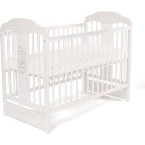 Lit Bebe Princess 1x60 En Pin Gravee Avec L Application Avec Matelas En Mousse Cdiscount Puericulture Eveil Bebe