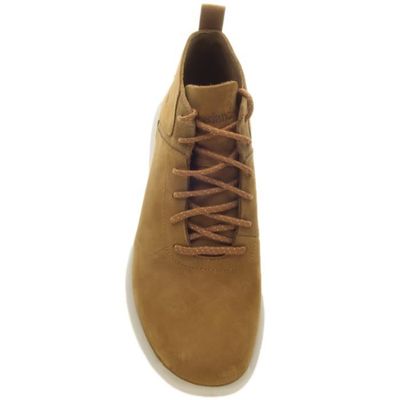 Flyroam leather store