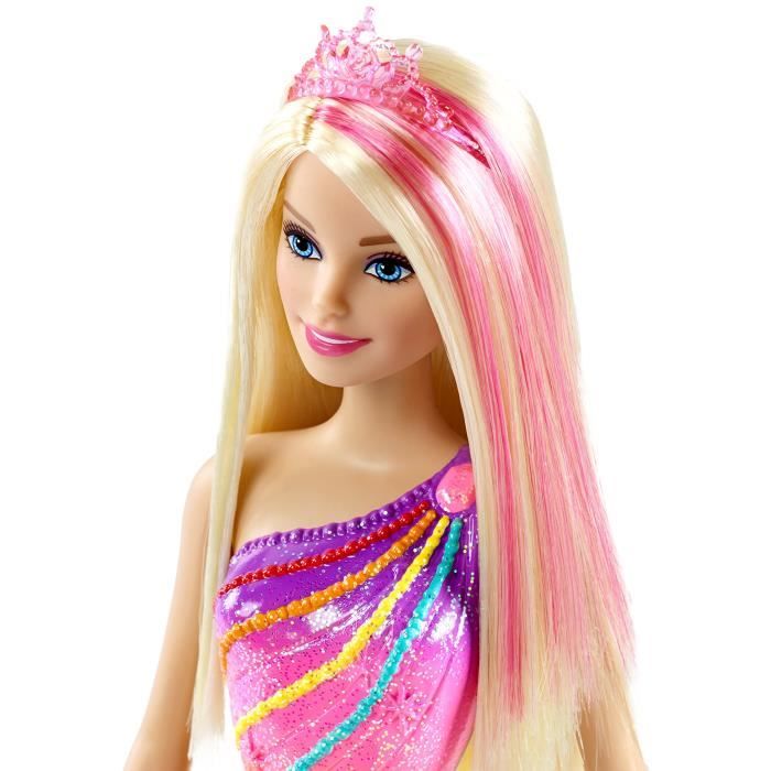 Barbie carrosse arc 2025 en ciel