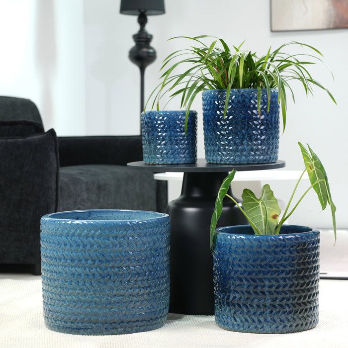VUENOR Pot de fleurs en grès Ø24 5 cm bleu foncé brillant – relief chevrons et trou de drainage