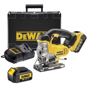 DEWALT Scie sauteuse 135mm + 2 batteries 18V 4Ah Li-ion + chargeur + coffret de transport - DCS331M2