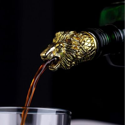 Verseur Aérateur à Vin Tête De Taureau – Alliage Zinc Argenté + Bouchon Silicone – Style Animal Fun