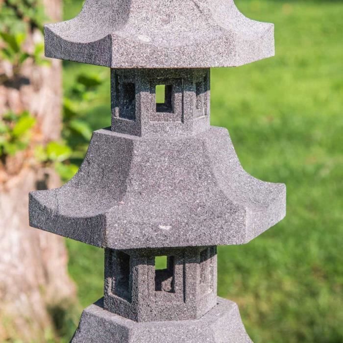 Wanda Collection - Lanterne japonaise pagode en pierre de lave jardin zen  100 cm - Lampes à poser - Rue du Commerce