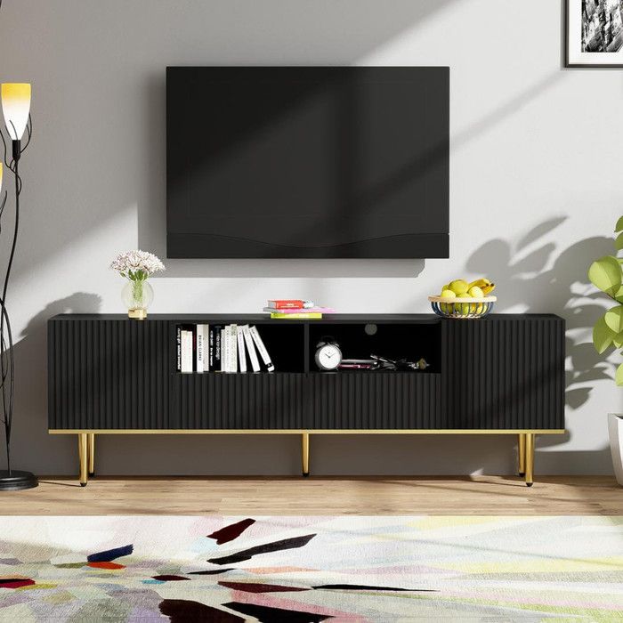 Meuble TV moderne meuble TV avec pieds dorés et bordure dorée avec jolies rayures sur les tiroirs pour moderne salon Meuble TV