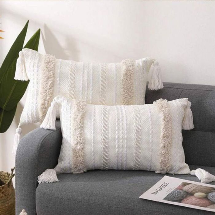 Lot de 2 Boho Housse de Coussin 30x50 cm Decoration Coussin Canapé Rectangulaire avec Pompons pour Chambre à Coucher Beige