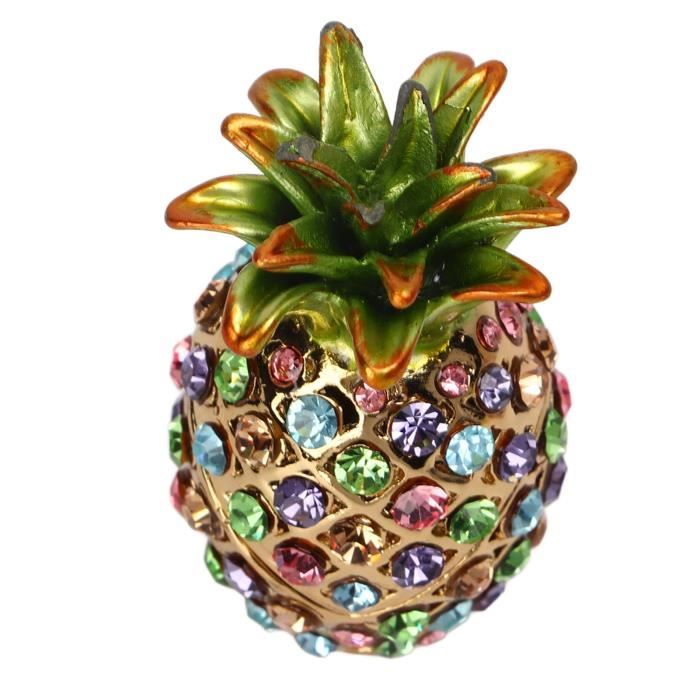 Broche laiton, ronde et pavage de strass de couleur vert différents