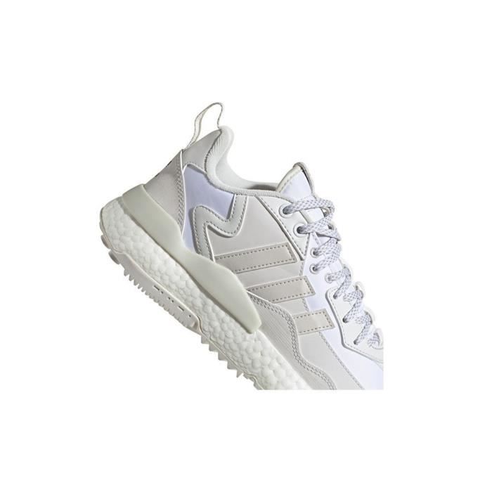 Adidas nite jogger blanche hot sale