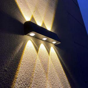 Lampe Solaire Extérieur Jardin Détecteur Mouvement et Présence LED (x46)  Puissante et Étanche– LEC800 – Applique Murale Terass[713] - Cdiscount  Maison