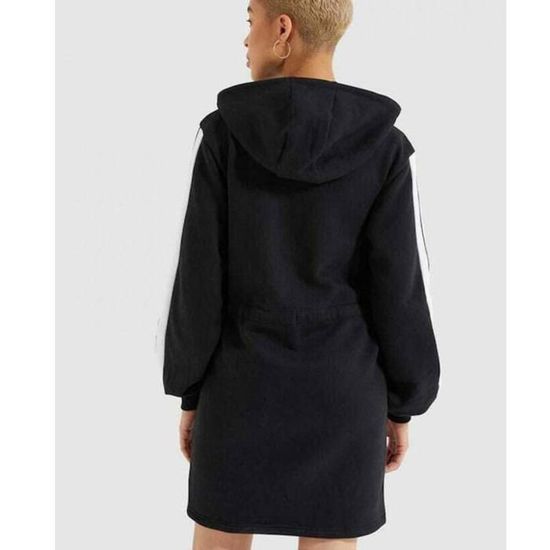 robe ellesse noir