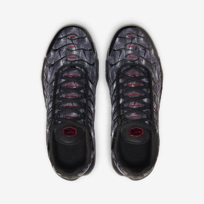 nike tn red and black