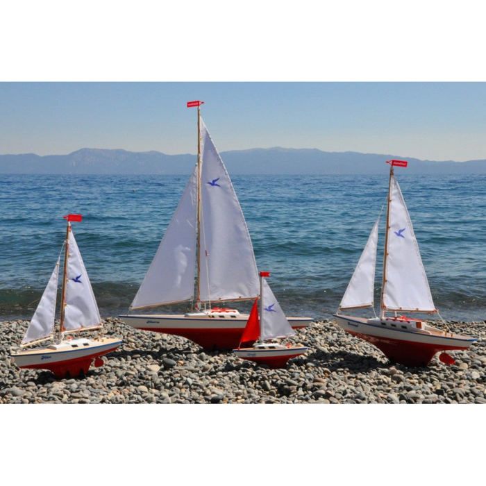 GÜNTHER FLUGSPIELE Voilier Captain Hook - 24 X 32 Cm - Peint Main - Quille Lestée - Baignoire, Plage Ou Lac