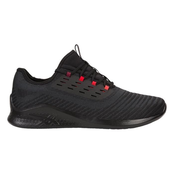 vêtements homme asics