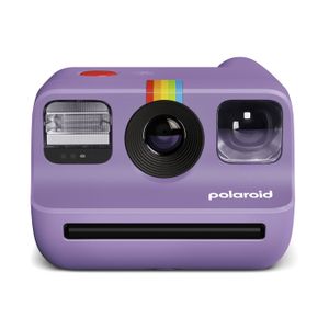 Does the Polaroid OneStep+ come with a battery