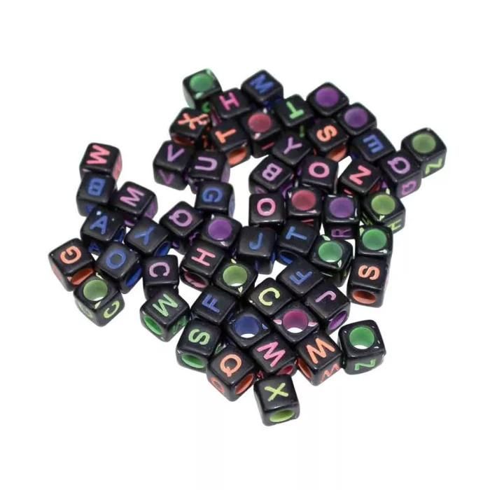 100 Perles Lettres Alphabet En Acrylique - 6 à 10 Mm Multicolores Brillantes