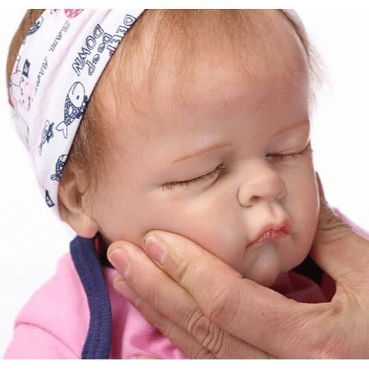 bébé silicone realiste