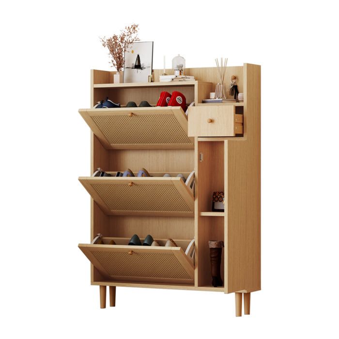 Meuble à chaussures en bois et rotin naturel 90x17x125 cm avec 3 portes basculantes 1 tiroir et pieds en bois massif Meuble à chaussures en bois et rotin naturel 90x17x125 cm avec 3 portes basculantes 1 tiroir et pieds en bois massif