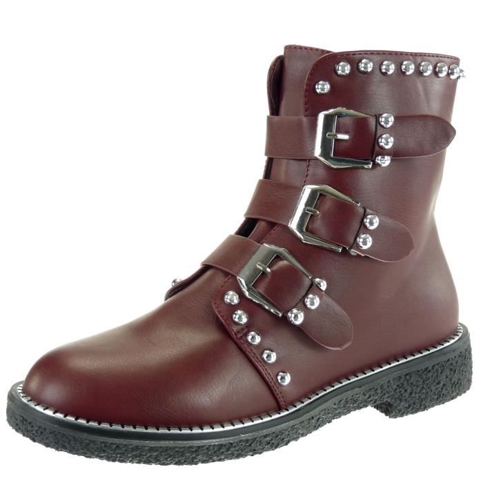 bottes cloutés