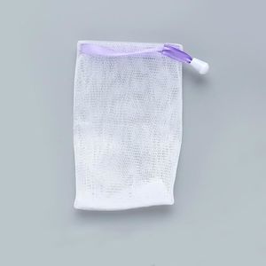 GOMMAGE VISAGE Filet exfoliant à bulles OMABETA - sac à savon avec cordon de serrage pour nettoyage du visage