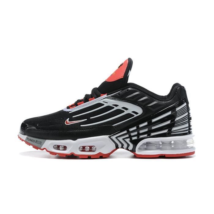 nike air max plus 3 black white track red