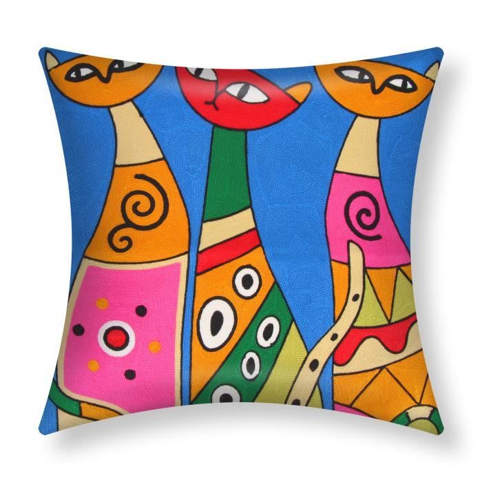 Lot de 2 Housses de Coussin 45x45 cm Brodées Art Divina Lot de 2 Housses de Coussin 45x45 cm Brodées Art Divina