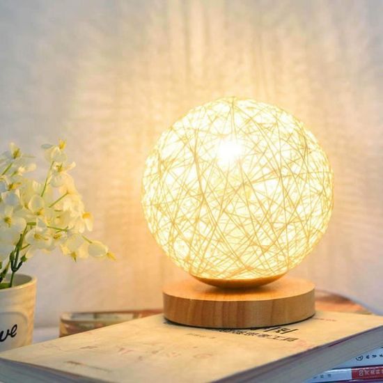 Lampe de nuit LED créative avec cadeau de lampe de chevet en bois décoration abat-jour tissé à la main