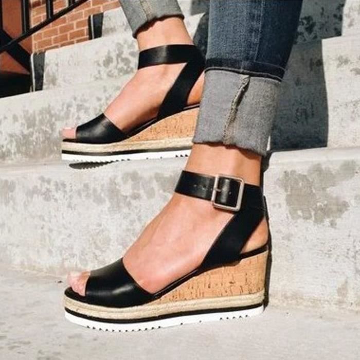 Chaussure ouvertes sale