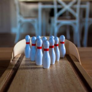 JurciCat Set De Bowling Enfant Jeu De Quilles Enfant Mini Piste De Bowling Avec 10 Quilles Avec Bureau En Bois Cadeau De Lutin Pour Adultes & Enfants