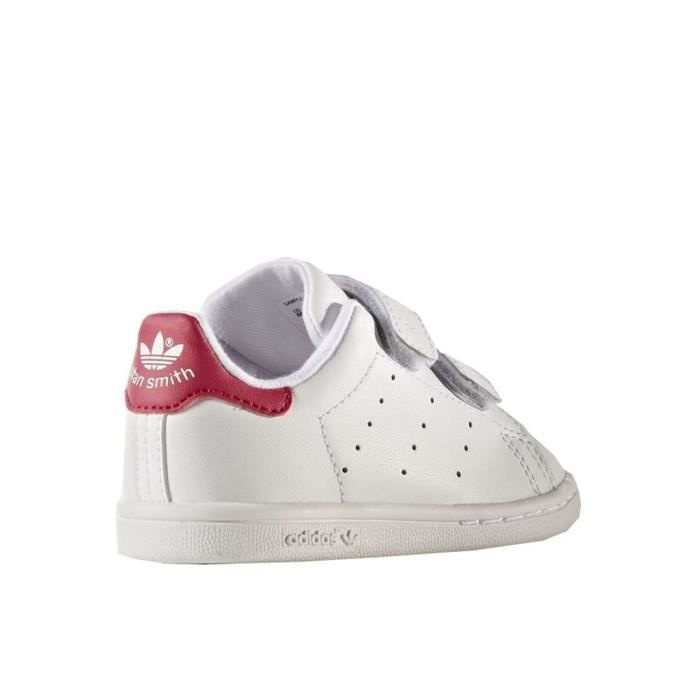 Stan smith scratch enfant deals